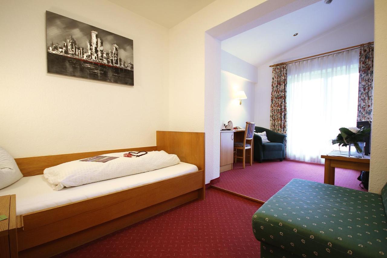 Hotel Auderer イムスト エクステリア 写真